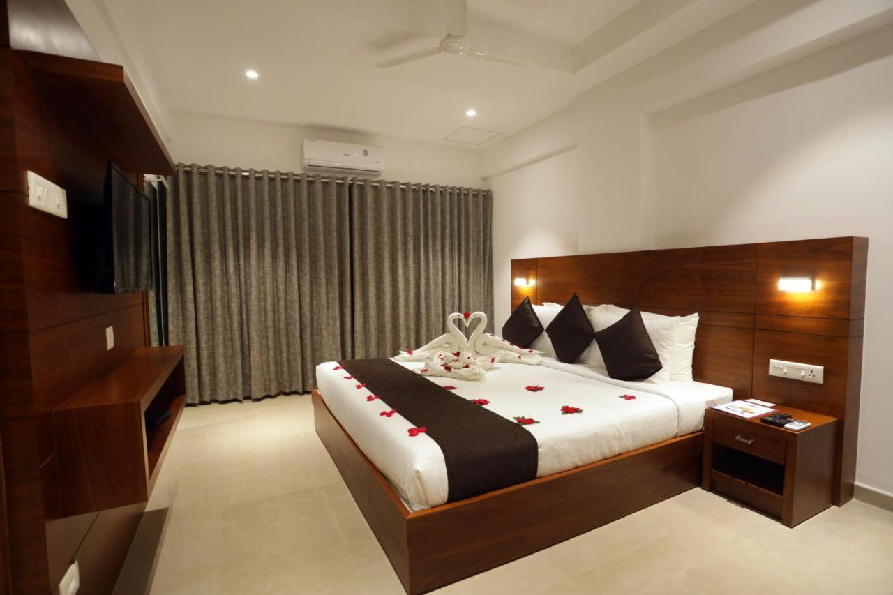 Iswarya Residency Hotel Kottajam Kültér fotó